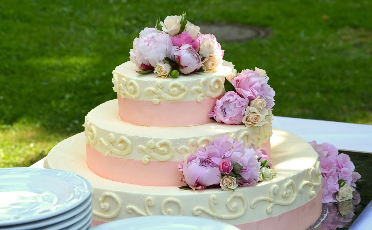 overcomers catering school cakes, ghana